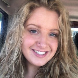 Meet your Posher, Lexie